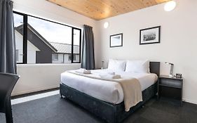 All Stars Inn Hostel & Hotel Accommodation